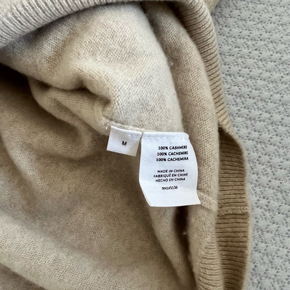 Naadam 100% Cashmere (super soft) collared sweater in beige/oatmeal - Picture 4 of 5